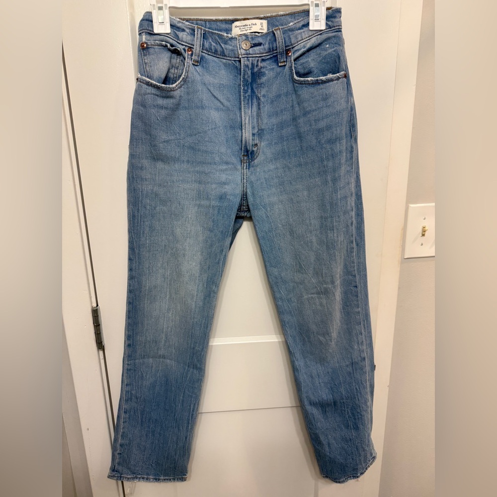 Abercrombie and Fitch Ankle Straight Ultra High-rise